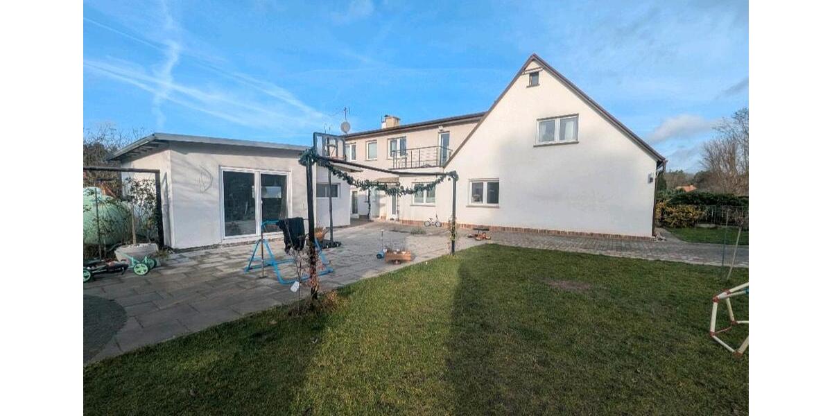 Doppelhaushälfte Kolkwitz - 5 Zimmer, 150 m&sup2;, 340.000&euro; | Angebot:26316487