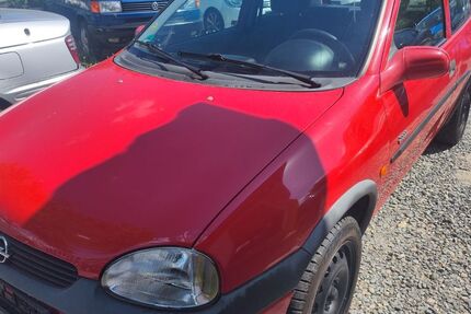 Opel Corsa 112.000 km 1.590 &euro; weinstadt 71384