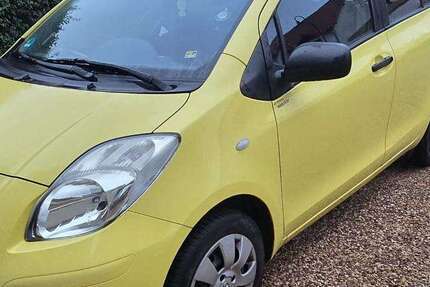 Toyota Yaris 124.500 km 2.750 € Hütschenhausen 66882