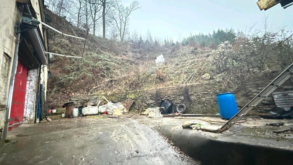 Mehrfamilienhaus, Wohnhaus Finnentrop - 3 Zimmer, 413 m&sup2;, 88.999&euro; | Angebot:24605959