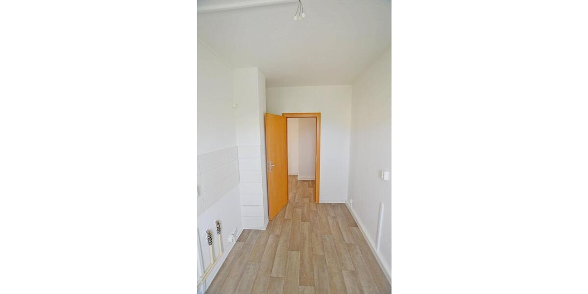 Etagenwohnung Sangerhausen - 3 Zimmer, 61 m&sup2;, 385&euro; | Angebot:26381090
