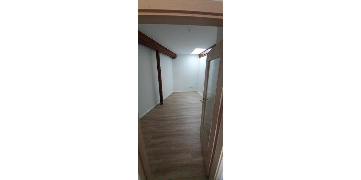 Maisonettenwohnung Querfurt - 4 Zimmer, 103 m&sup2;, 620&euro; | Angebot:24690921