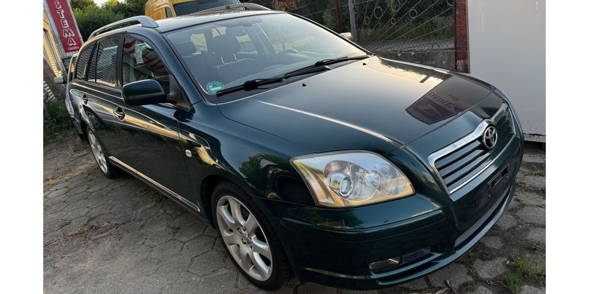 Toyota Avensis 211.800 km 2.500 &euro; Pinneberg 25421