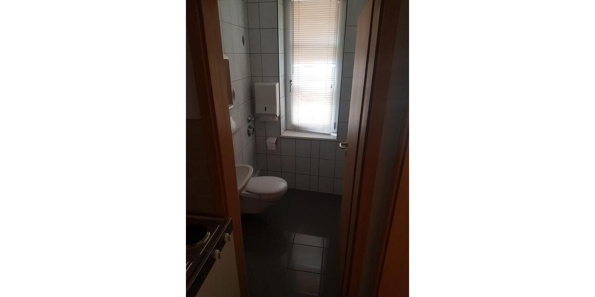 Gewerbeobjekt Köthen (Anhalt) - 370&euro; | Angebot:18782814