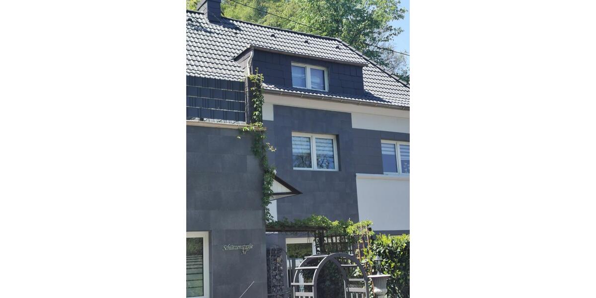 Einfamilienhaus Idar-Oberstein Oberstein - 11 Zimmer, 240 m&sup2;, 279.000&euro; | Angebot:27085341