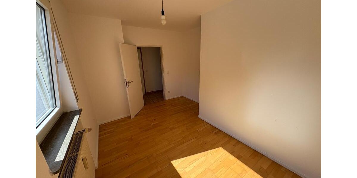 Zu Vermieten: 3 Zimmer Wohnung im Herzen Bensheims von Privat 3 zimmer