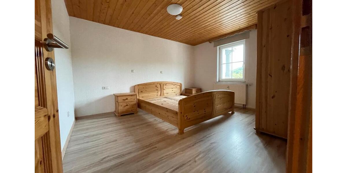 Etagenwohnung Gersfeld (Rhön) - 4 Zimmer, 82 m&sup2;, 800&euro; | Angebot:25420650