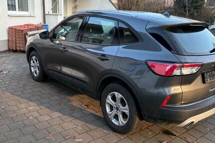 Ford Kuga 41.500 km 22.000 &euro; Ingolstadt 85057