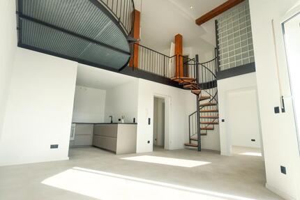 Wohnung Schirmitz - 3 Zimmer, 95 m&sup2;, 1.400&euro; | Angebot:25164890