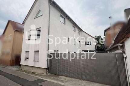 Haus zum Kaufen in Bellheim 419.000 € 284.44 m² 9 zimmer