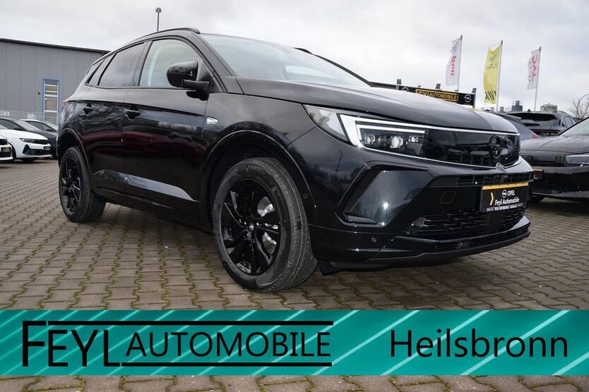 Opel Grandland (X) 11.500 km 27.900 € Heilsbronn 91560