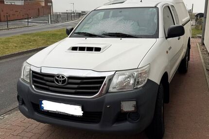 Toyota Hilux 146.000 km 21.800 &euro; List auf Sylt 25992