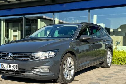 VW Passat Variant 155.700 km 18.500 € Oppenau 77728