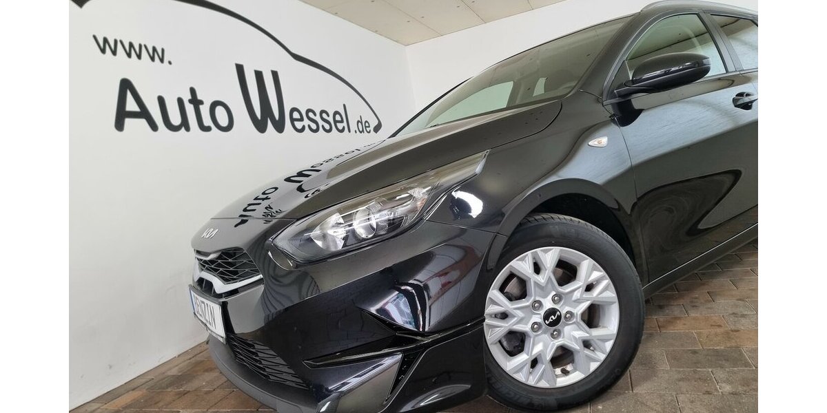Kia cee´d Sportswagon ACC APP SHZ Spur Klima Kamera 52.400 km 17.850 &euro; Garrel 49681
