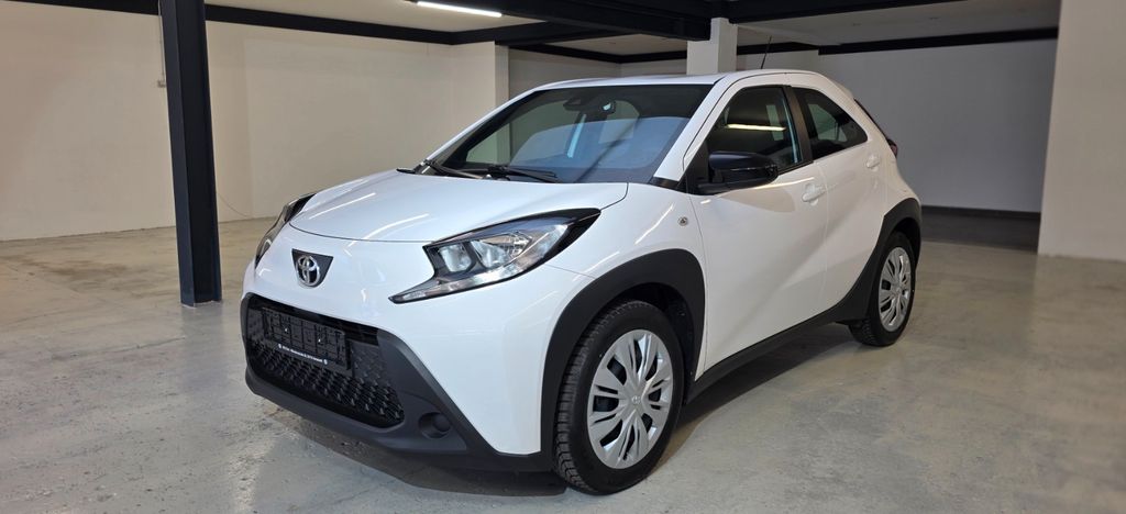 Toyota Aygo (X) 14.153 km 13.999 &euro; Versmold 33775