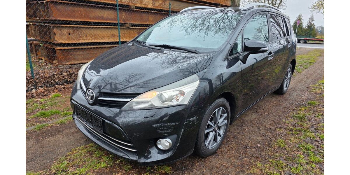 Toyota Verso 345.543 km 3.999 &euro; Mittenwalde 15749