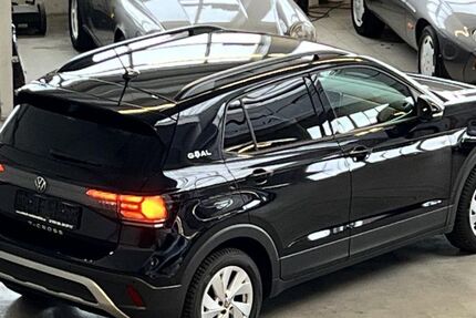 VW T-Cross 7.655 km 20.900 € Frankfurt 60388