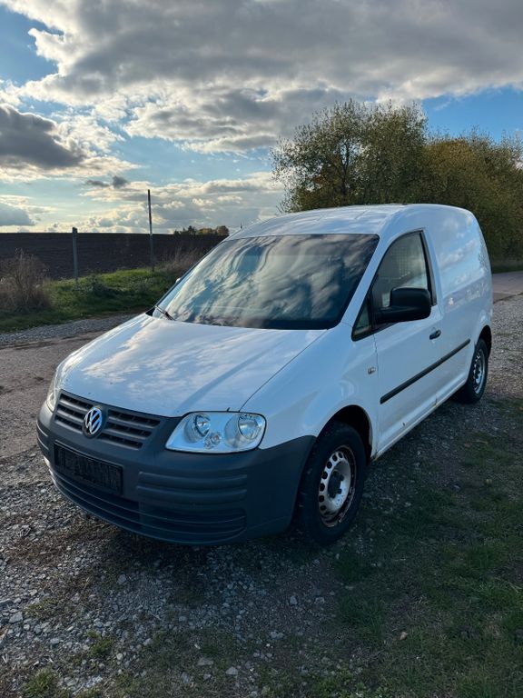 VW Caddy 210.000 km 3.999 € Haussömmern 99955