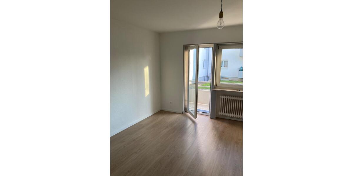 Erdgeschoßwohnung Düren Mariaweiler-Hoven - 3 Zimmer, 61 m&sup2;, 135.000&euro; | Angebot:25931612