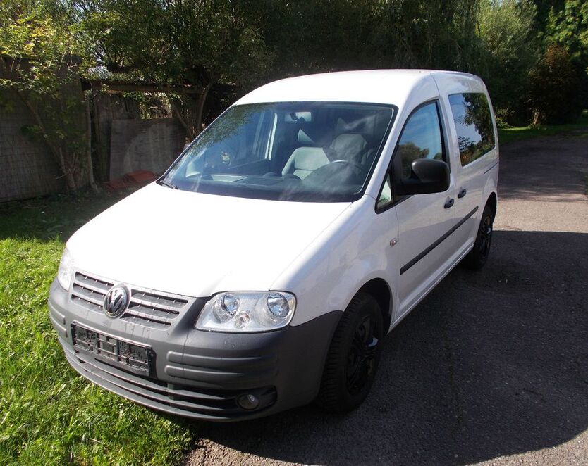 VW Caddy 81.000 km 4.900 € Rostock 18069