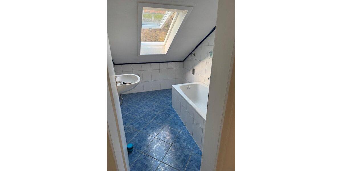 Dachgeschoßwohnung Kronach - 4 Zimmer, 86 m&sup2;, 550&euro; | Angebot:26678800