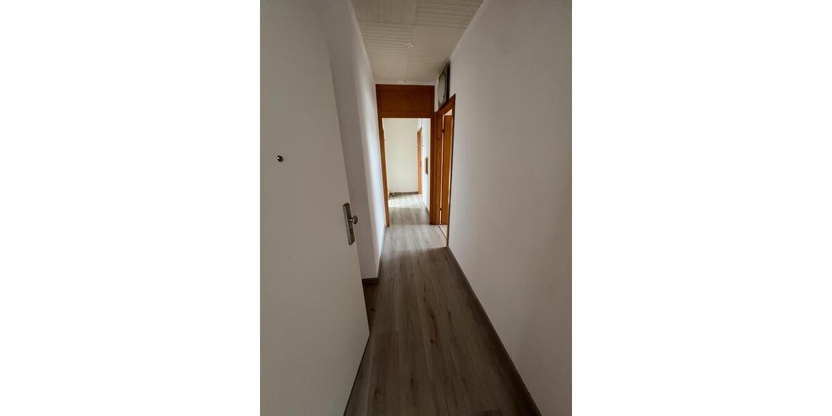 Dachgeschoßwohnung Solingen Höhscheid - 2 Zimmer, 54 m&sup2;, 450&euro; | Angebot:24919424