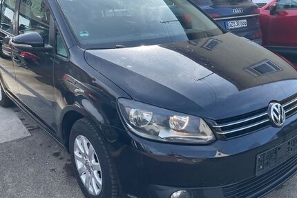 VW Touran 249.000 km 4.940 &euro; Ichenhausen-Hochwang 89335