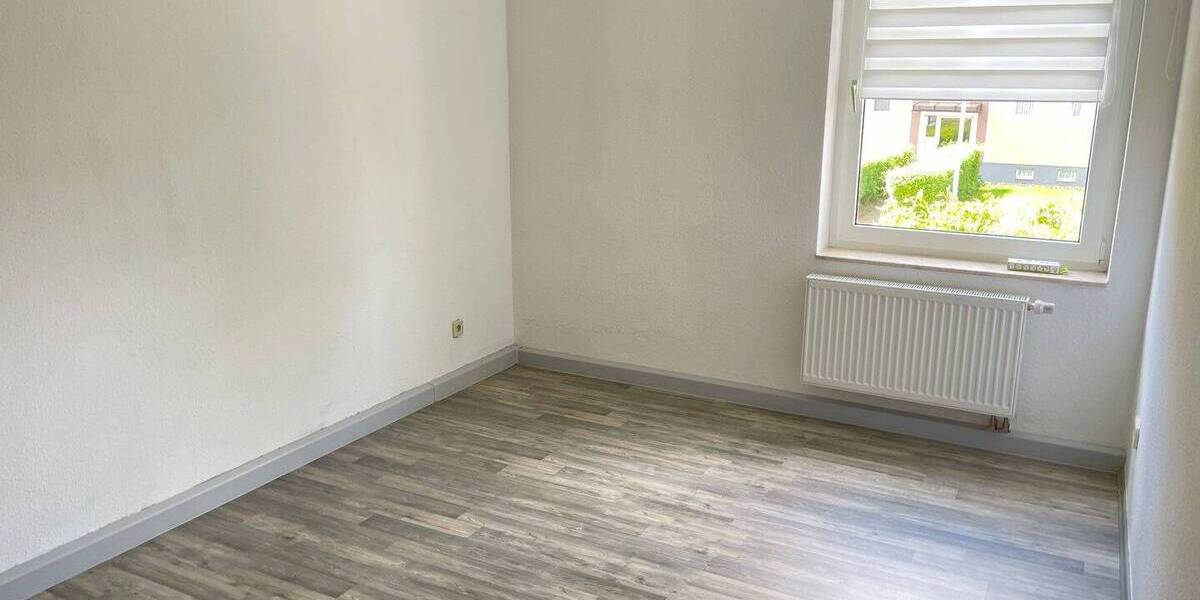 Etagenwohnung Wanzleben-Börde Klein Wanzleben - 2 Zimmer, 66 m&sup2;, 400&euro; | Angebot:25355763