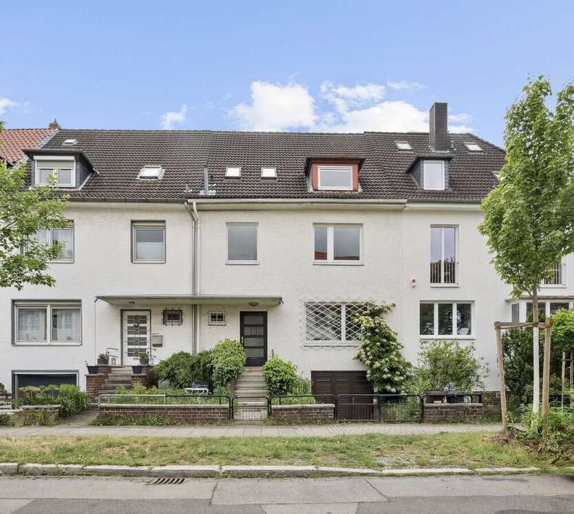 Haus zum Kaufen in Hannover 749.000 € 210 m²