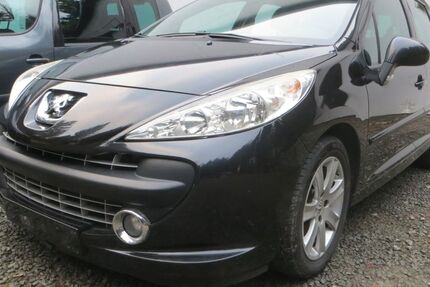 Peugeot 207 138.000 km 800 &euro; Meschede 59872