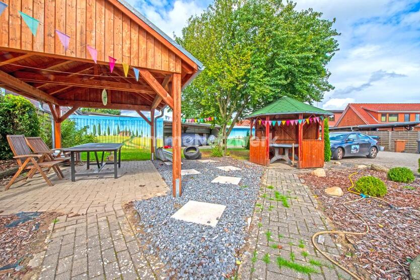 Moderne 3-Zimmer-Erdgeschosswohnung mit Einbauküche und Garten in Syke-Barrien zimmer