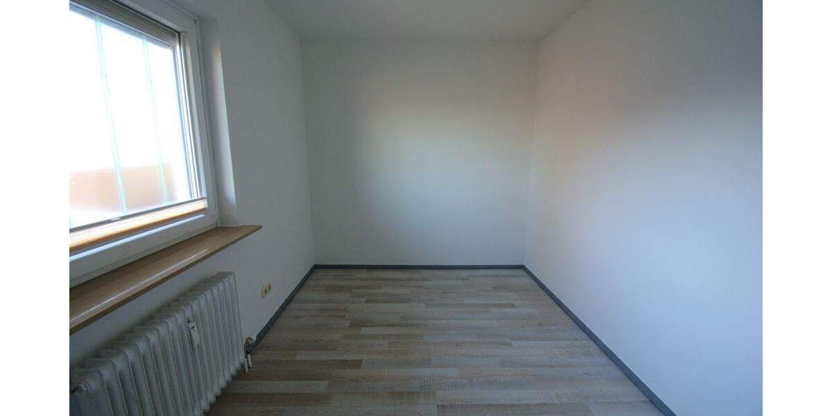 Etagenwohnung Burg (Dithmarschen) - 3 Zimmer, 85 m&sup2;, 700&euro; | Angebot:25531977