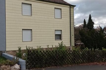 Doppelhaushälfte in schöner Lage in Selb-Plößberg 5 zimmer