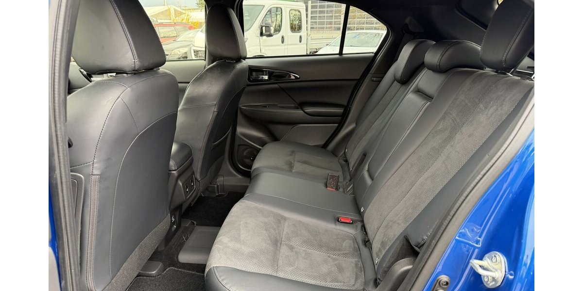 Mitsubishi Eclipse Cross Plus Select Black Hybrid 4WD 15.700 km 26.480 &euro; Donauwörth 86609