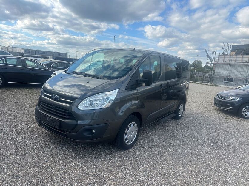 Ford Transit Custom 245.000 km 8.999 € Ratzeburg bei Hamburg 23909