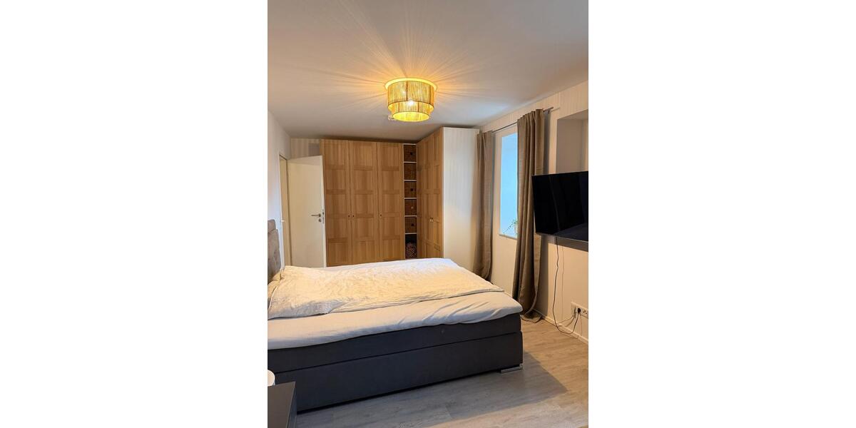 Erdgeschoßwohnung Felsberg - 3 Zimmer, 97 m&sup2;, 840&euro; | Angebot:25444883