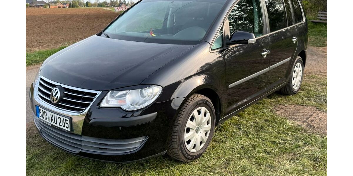 VW Touran 134.000 km 4.900 &euro; Isselburg 46419