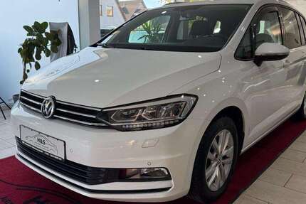 VW Touran 104.176 km 16.490 &euro; Pinneberg 25421