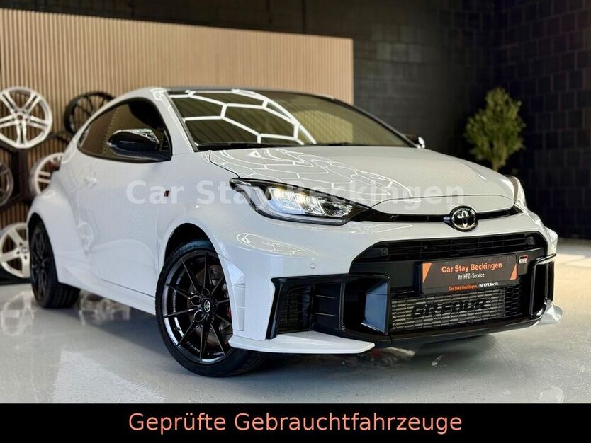 Yaris