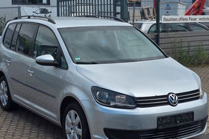 VW Touran 232.187 km 2.650 &euro; Düren 52353