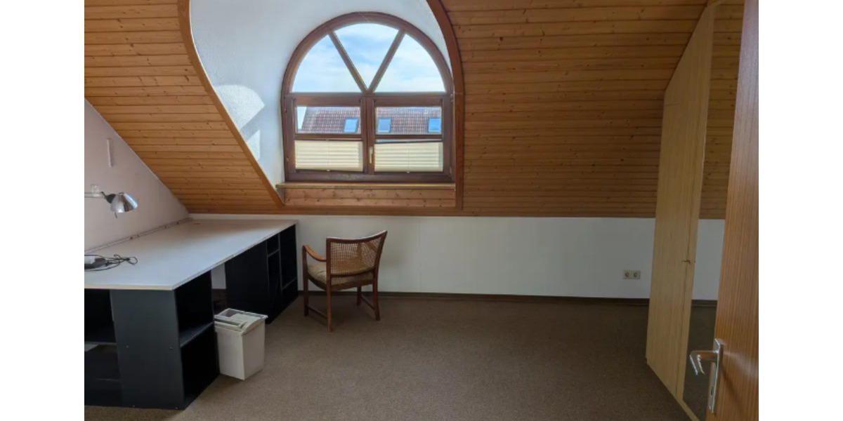 Reihenhaus Stuttgart Neuwirtshaus - 5 Zimmer, 125 m&sup2;, 2.050&euro; | Angebot:24654076