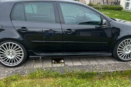 VW Golf 188.000 km 18.900 &euro; Neustetten 72149