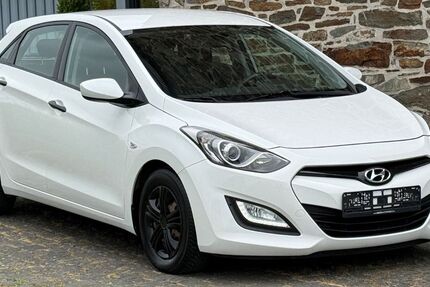 Hyundai i30 178.134 km 4.990 &euro; Simmerath (bei Aachen) 52152