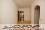 Ein Haus mit Geschichte - Mehrfamilienhaus mit 5 Wohneinheiten, zwei Garagen und Garten in zentraler Lage in Neuburg - Ein Objekt von Ihrem Immobilienpartner SOWA Immobilien und Finanzen - Mehrfamilienhaus, Wohnhaus Neuburg an der Donau | Angebot:26299734