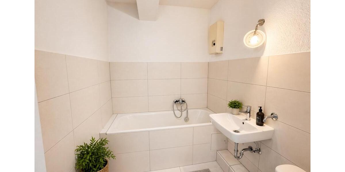 Mehrfamilienhaus, Wohnhaus Düsseldorf Stadtbezirk 6 - 2.450.000&euro; | Angebot:26305522