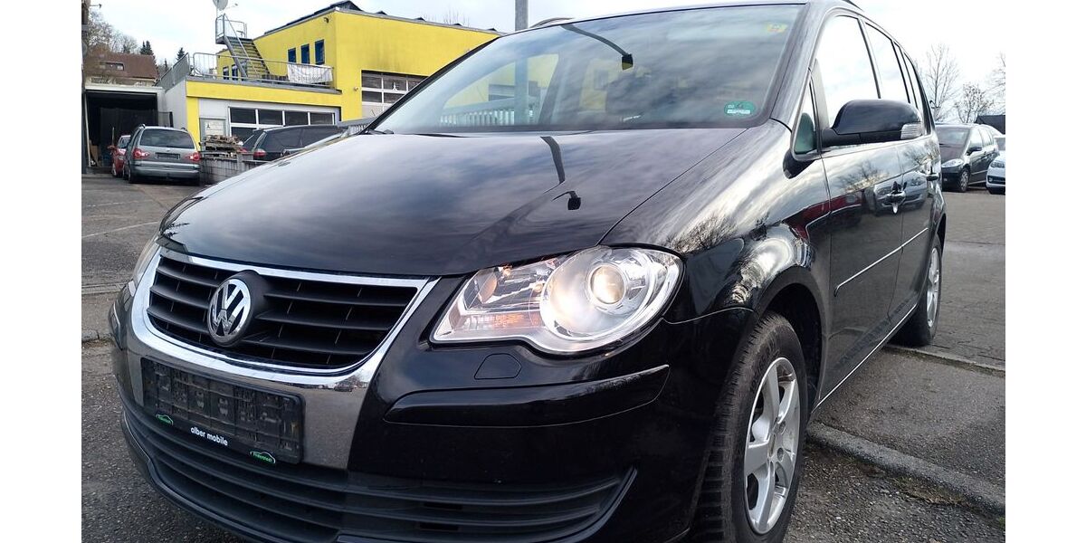 VW Touran 169.900 km 5.950 &euro; Ludwigsburg 71642