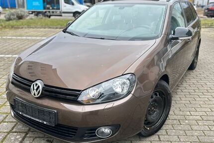 VW Golf 134.402 km 7.390 &euro; Freiburg 79111