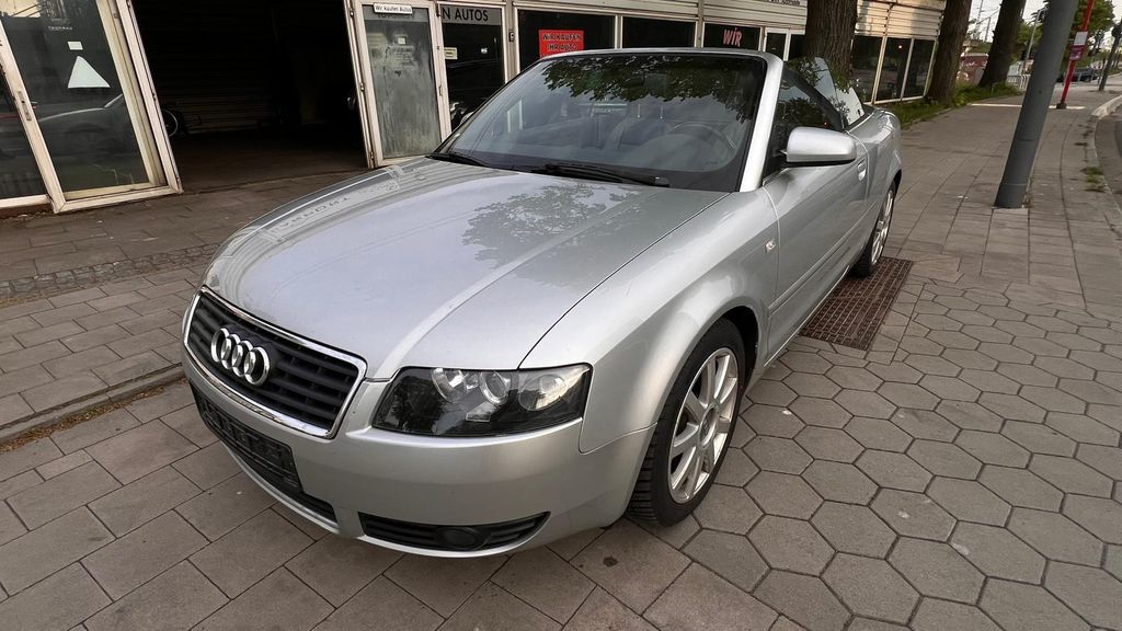 Audi A4 218.540 km 2.700 &euro; Hamburg 21079