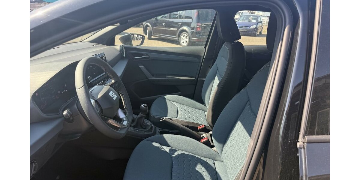Seat Ibiza 1.0 TSI 70 kW Style/17Zoll/Winterp 1.109 km 18.999 &euro; Frankfurt 60386