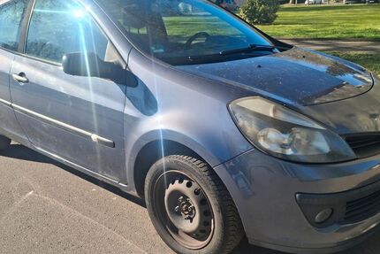 Renault Clio 216.000 km 1.300 &euro; lahr 77933